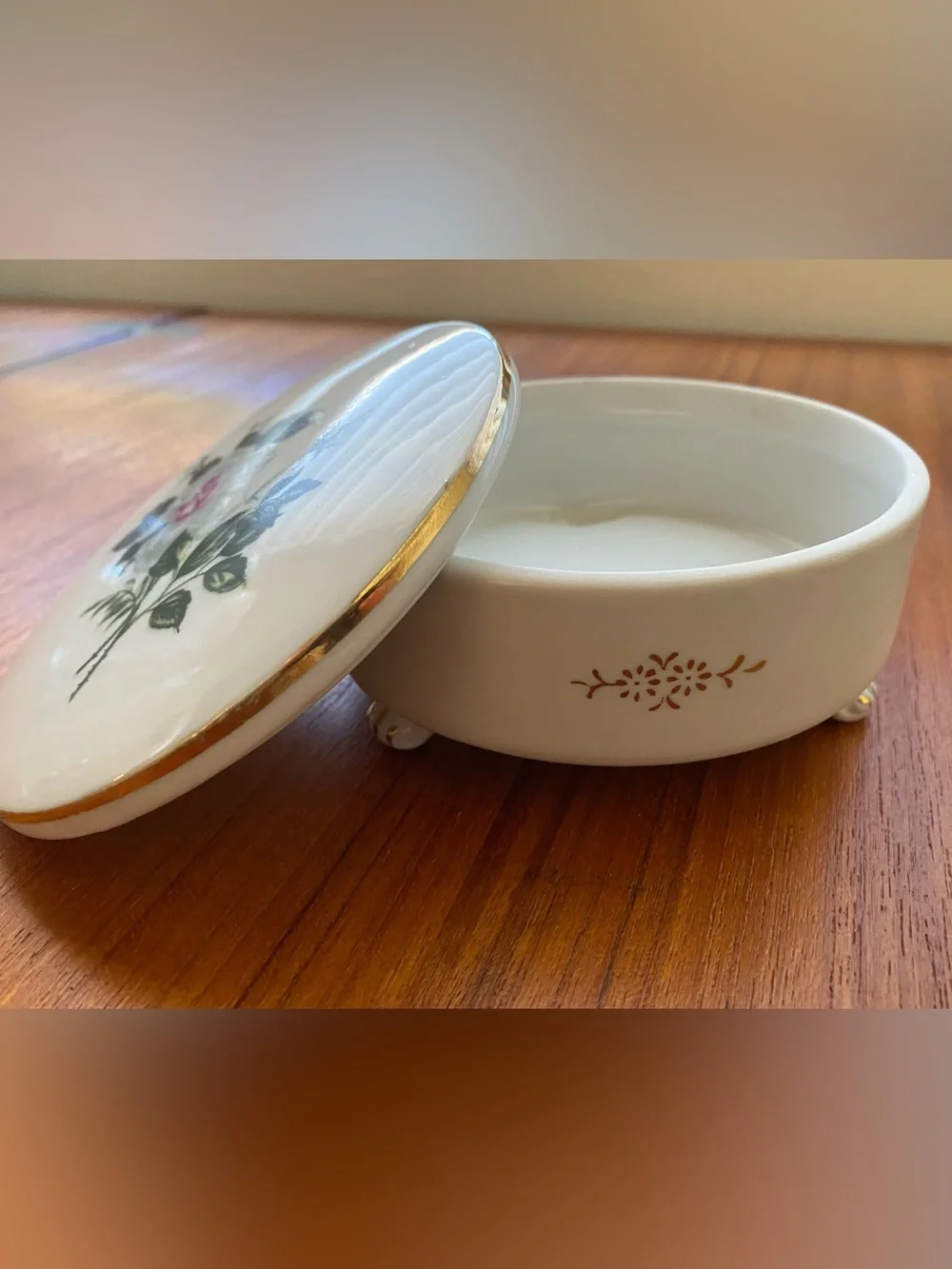 Vintage Porcelain Floral Trinket Box with Gold Trim and Gilded Clawfeet